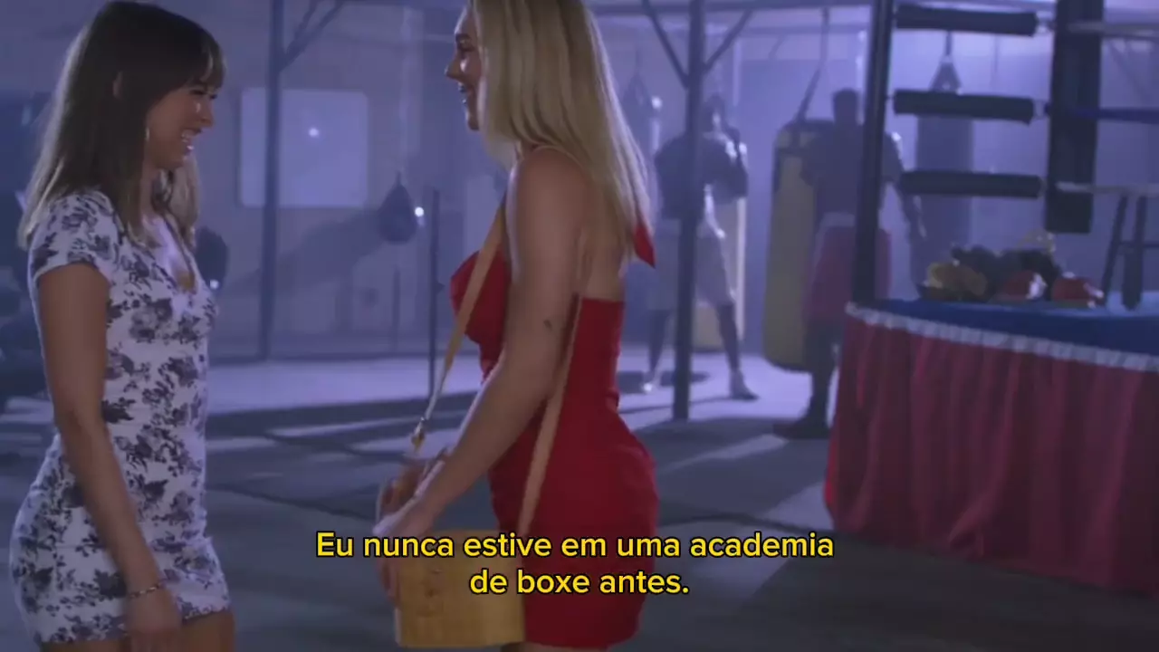 colocando a amiga na vibe