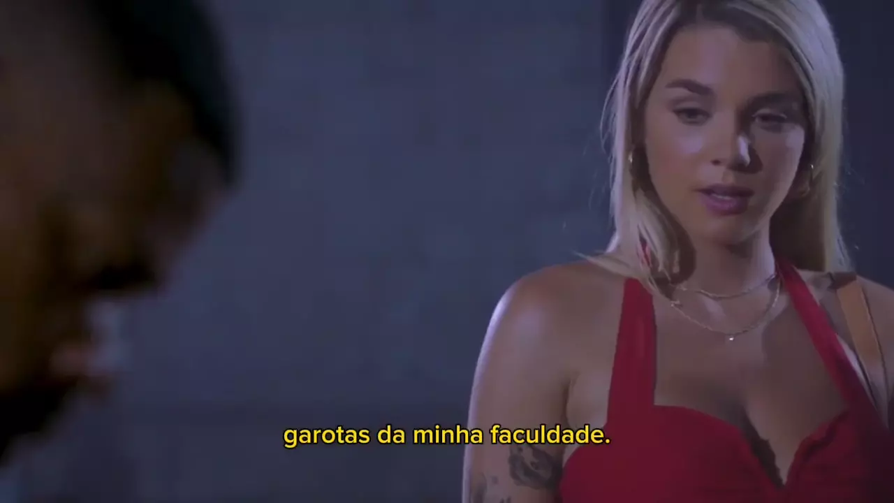 colocando a amiga na vibe
