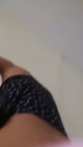 Deliciosa se acomodando no membro robusto do cunhado