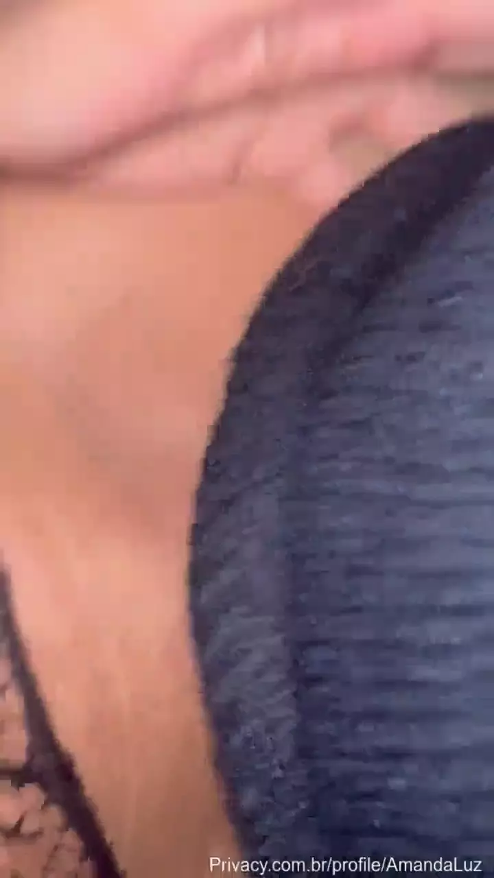 Amanda Luz se diverte com um mascarado que é um verdadeiro monstrosidade, explorando todas as delícias em um momento de purseu Privacy