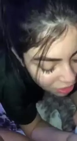 O wnco molhadinho da prima novinha no pornô erome