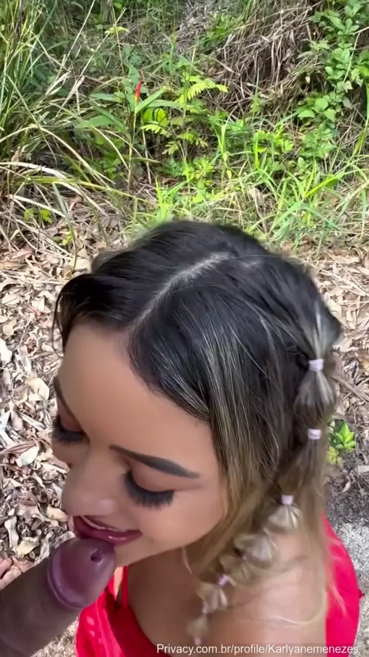 Karlyane Menezes é flagrada em vídeo na natureza fudendo gostoso e recebendo ejaculação