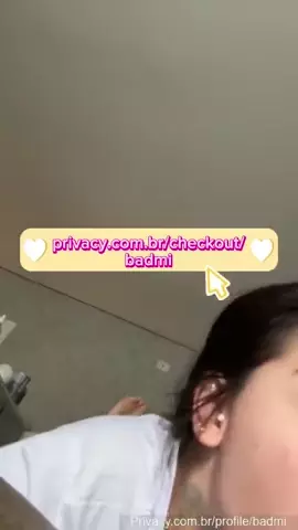 Chupada da Mc Mirella fazendo um boquete delicioso e bem molhado de verdade