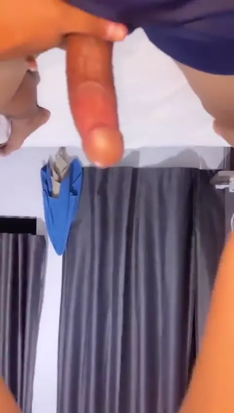 Pau no toba da garota do café de sexo anal caseiro