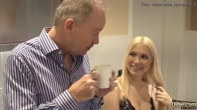Porrada de incesto com sobrinha se pegando bem gostoso